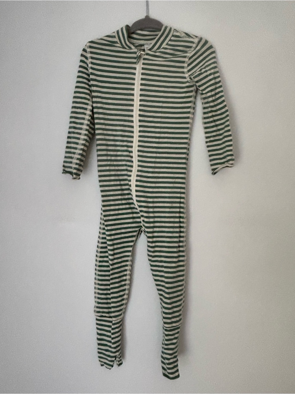 Hannah Andersson Green and White Striped Zipper Pajamas 18-24months